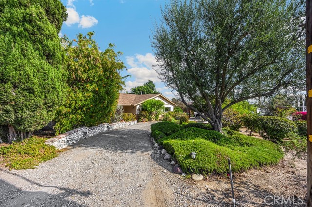 4292 Eureka Avenue, Yorba Linda CA: https://media.crmls.org/medias/ee4f593b-0ada-47d7-8c04-8bd9b7d5fd49.jpg