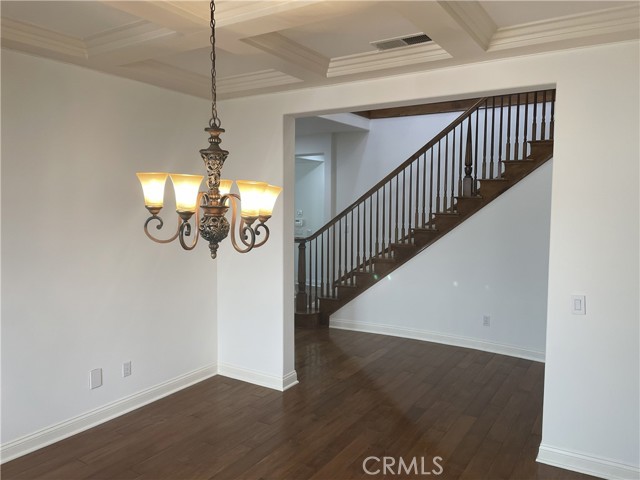 Detail Gallery Image 9 of 55 For 26958 Timberline Ter, Valencia,  CA 91381 - 5 Beds | 4/1 Baths