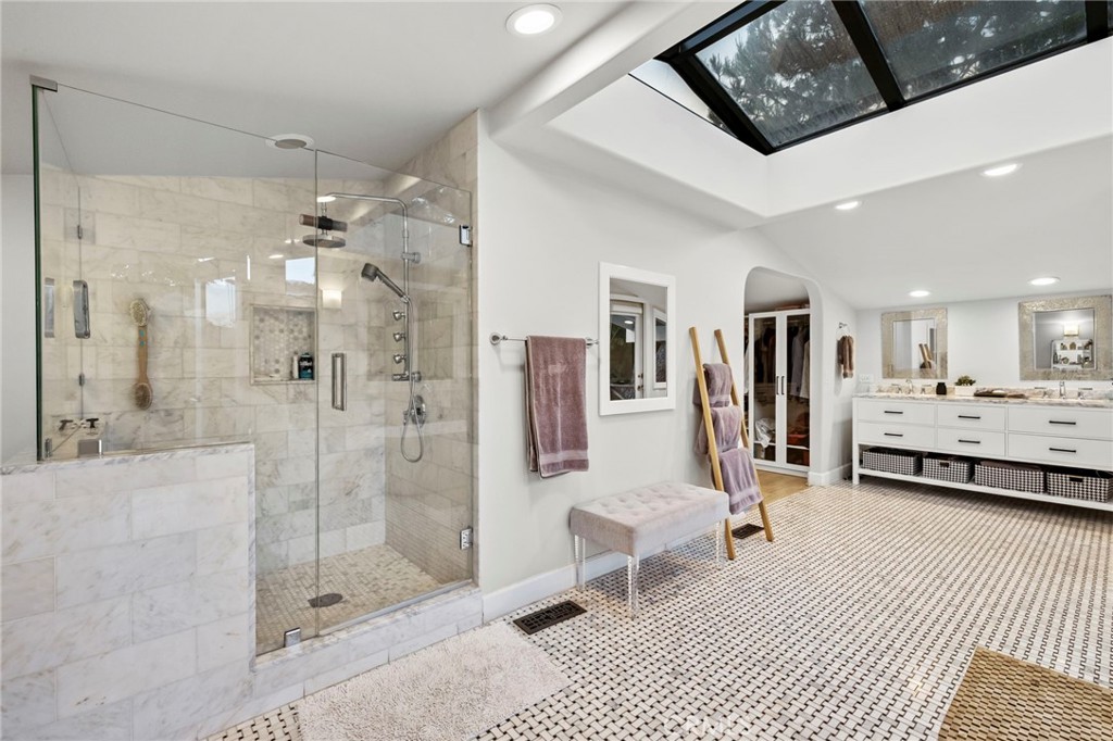 MLS #OC26167848 image #25
