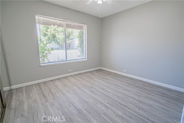 25688 Dorado Drive, Valencia CA: https://media.crmls.org/medias/ee50eda7-e49f-4607-ab61-887f8e231921.jpg