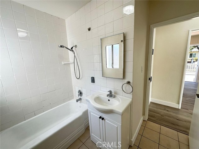 Detail Gallery Image 16 of 23 For 2922 Glenhurst Ave, Los Angeles,  CA 90039 - – Beds | – Baths