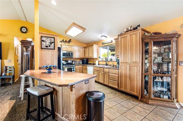 Detail Gallery Image 11 of 72 For 16043 Paskenta Rd, Corning,  CA 96021 - 3 Beds | 2 Baths