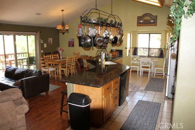 Detail Gallery Image 10 of 31 For 2205 Freeman Dr, –,  CA 93225 - 6 Beds | 5 Baths