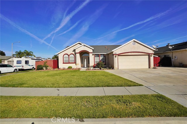 Detail Gallery Image 1 of 60 For 1484 Tulip St, Lemoore,  CA 93245 - 4 Beds | 2 Baths