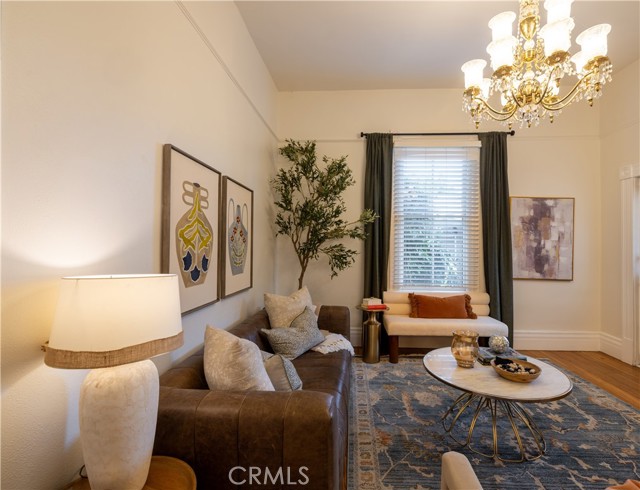 Detail Gallery Image 11 of 60 For 703 Manzanita Ave, Sierra Madre,  CA 91024 - 4 Beds | 3 Baths