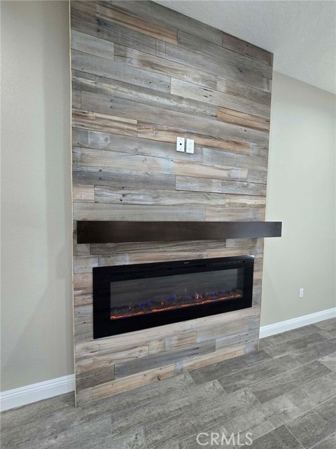 Detail Gallery Image 9 of 28 For 20401 Tonawanda Rd, Apple Valley,  CA 92307 - 4 Beds | 3 Baths