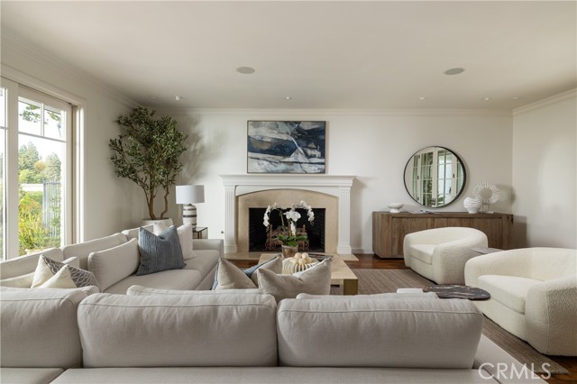 Detail Gallery Image 12 of 55 For 3 Cypress Point Ln, Newport Beach,  CA 92660 - 4 Beds | 4/1 Baths