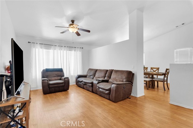 Detail Gallery Image 5 of 33 For 15026 Milford Ave, Adelanto,  CA 92301 - 4 Beds | 2 Baths