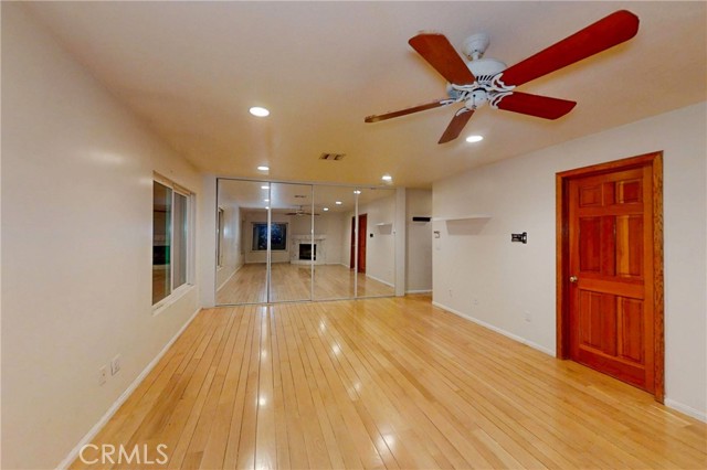 Detail Gallery Image 23 of 44 For 24114 Wildwood Canyon Rd, Newhall,  CA 91321 - 5 Beds | 4 Baths