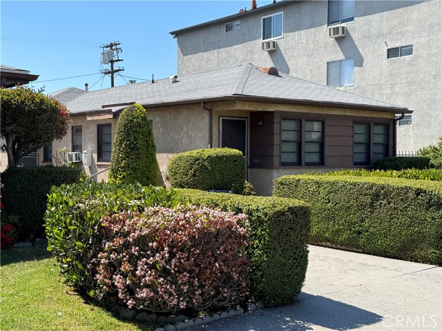5081 Glen Iris Avenue, Los Angeles CA: https://media.crmls.org/medias/ee57051b-71e5-4f87-8bdb-656cb6b31ca0.jpg
