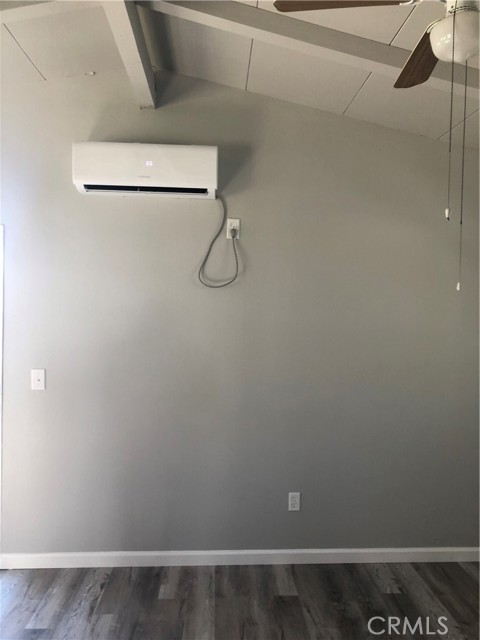 2630 Lakeshore Boulevard, Upper Lake CA: https://media.crmls.org/medias/ee583615-66bf-41a4-b7ed-c36d9a638a52.jpg