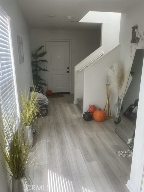 Detail Gallery Image 8 of 13 For 28378 Deer Brush Dr, Nuevo,  CA 92567 - 3 Beds | 2/1 Baths