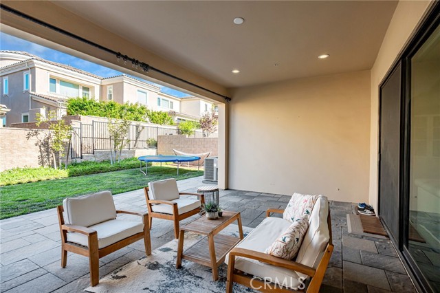 12060 N Azurita Court, Porter Ranch CA: https://media.crmls.org/medias/ee58dd5d-165c-4afe-8f3d-19b2ca9a4766.jpg