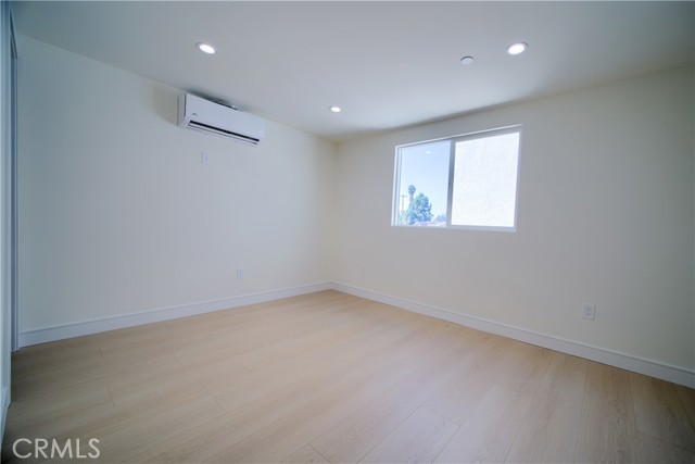 Detail Gallery Image 15 of 17 For 257 S Avenue 54 #1/2,  Los Angeles,  CA 90042 - 2 Beds | 2/1 Baths