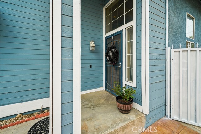 11415 Aberdeen, Fontana CA: https://media.crmls.org/medias/ee5a4636-a4ff-4abf-993d-f87e279b4794.jpg