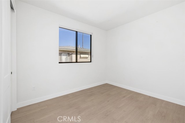 Detail Gallery Image 10 of 11 For 5061 1/2 Cartwright, North Hollywood,  CA 91601 - 3 Beds | 2 Baths