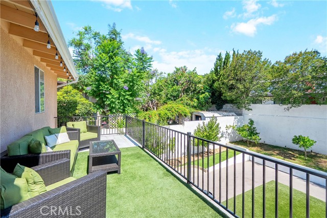 Detail Gallery Image 34 of 70 For 17211 Orozco St, Granada Hills,  CA 91344 - 5 Beds | 5/1 Baths