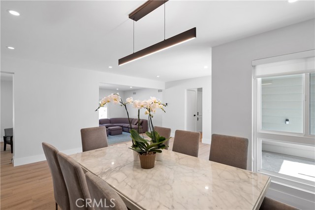 4240 Kingfisher Road, Calabasas CA: https://media.crmls.org/medias/ee5be7e2-b9f7-498f-b2b7-0dfc57f17f32.jpg