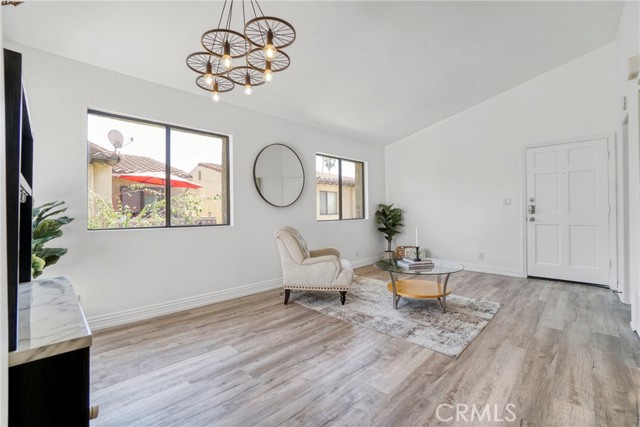 Detail Gallery Image 11 of 31 For 17333 Brookhurst St #F4,  Fountain Valley,  CA 92708 - 2 Beds | 2 Baths