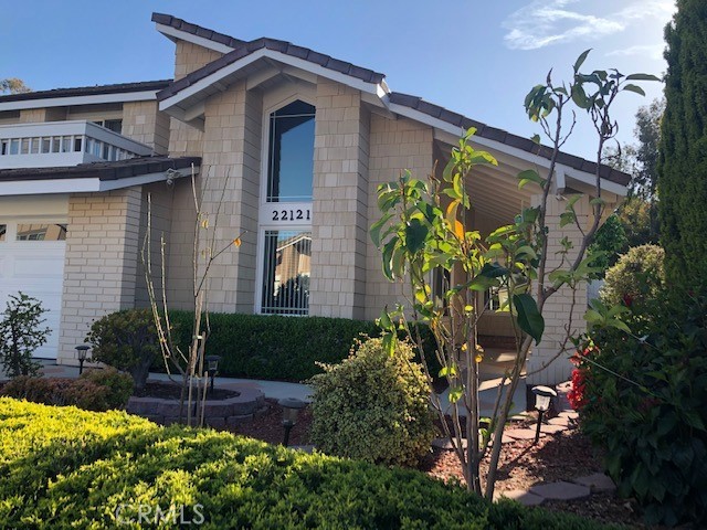 Detail Gallery Image 4 of 5 For 22121 Apache, Lake Forest,  CA 92630 - 4 Beds | 3 Baths