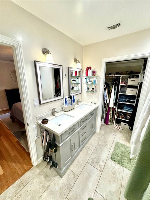 Detail Gallery Image 21 of 24 For 22723 Hatteras St, Woodland Hills,  CA 91367 - 3 Beds | 2 Baths