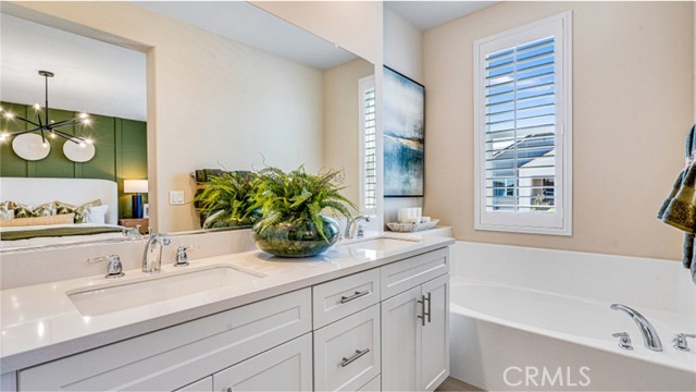 Detail Gallery Image 6 of 23 For 2828 E Bedford Privado, Ontario,  CA 91762 - 3 Beds | 2/1 Baths