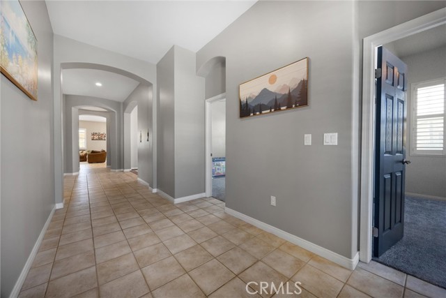 Detail Gallery Image 12 of 53 For 9313 via Parma, Bakersfield,  CA 93312 - 4 Beds | 3 Baths