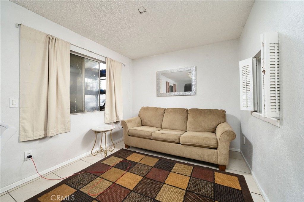 Ee5E1B7B 68Bc 4Bd6 9D5C 19B86C40D049 838 W Valley Boulevard, Bloomington, Ca 92316 &Lt;Span Style='BackgroundColor:transparent;Padding:0Px;'&Gt; &Lt;Small&Gt; &Lt;I&Gt; &Lt;/I&Gt; &Lt;/Small&Gt;&Lt;/Span&Gt;