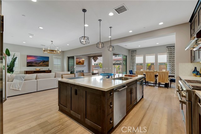17311 Juniper Lane, Huntington Beach CA: https://media.crmls.org/medias/ee5e8099-4731-4b32-806f-a8236cffbe34.jpg