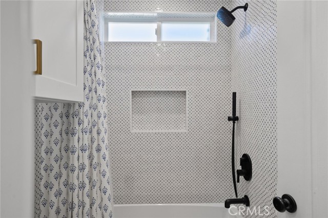 25554 Housman Place, Stevenson Ranch CA: https://media.crmls.org/medias/ee5ed61e-9ab7-44f2-8b28-84eb264f7e4b.jpg