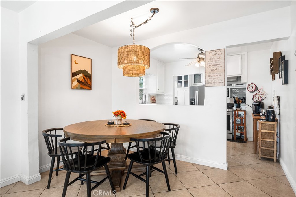 Ee5f41c5 F14e 479f B9ba 800555211a39