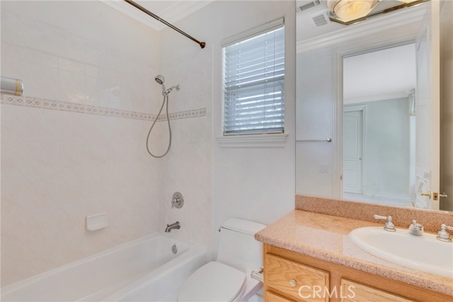 134 E Las Flores Ave, Arcadia CA: https://media.crmls.org/medias/ee5f54b6-fb93-426a-a330-347a0055a821.jpg