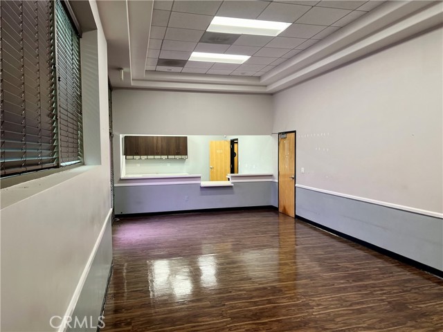 175 E 9th Street, Corona, California 92879, ,Commercial Lease,For Rent,175 E 9th Street,CRSR24049207