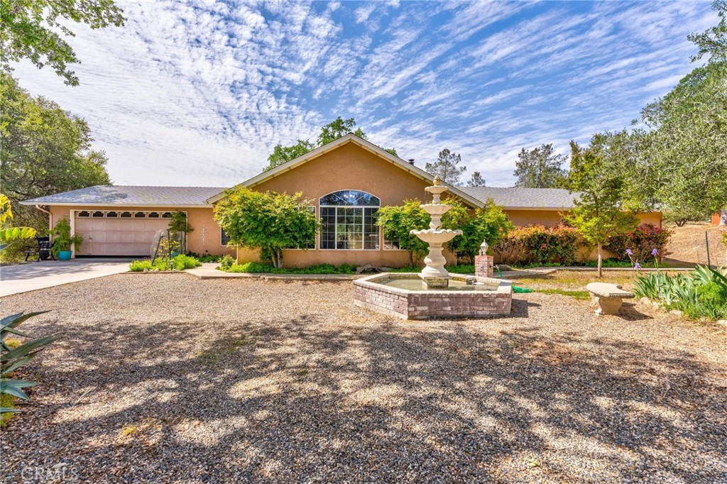 29767 Kings Canyon Court S, Coarsegold, CA 93614