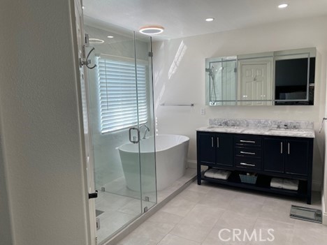 Detail Gallery Image 12 of 15 For 36 Dawn Ln, Aliso Viejo,  CA 92656 - 4 Beds | 2/1 Baths