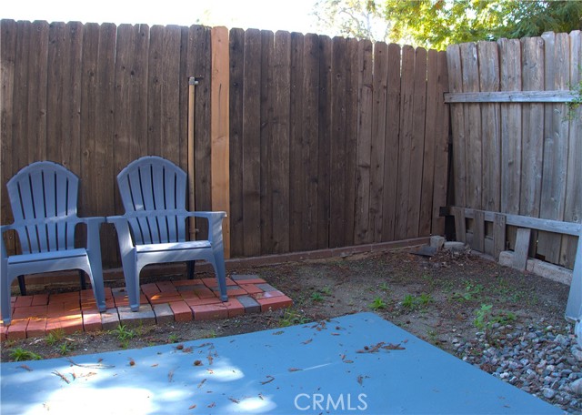 Detail Gallery Image 14 of 24 For 5250 Colodny Dr #12,  Agoura Hills,  CA 91301 - 3 Beds | 3/1 Baths