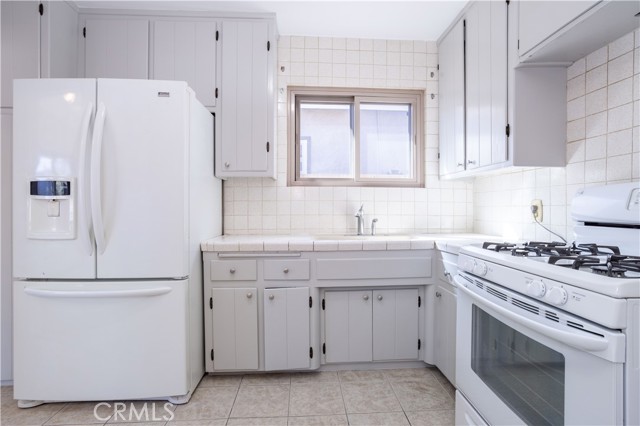 Detail Gallery Image 28 of 39 For 10817 Cantara St, Sun Valley,  CA 91352 - 2 Beds | 1 Baths