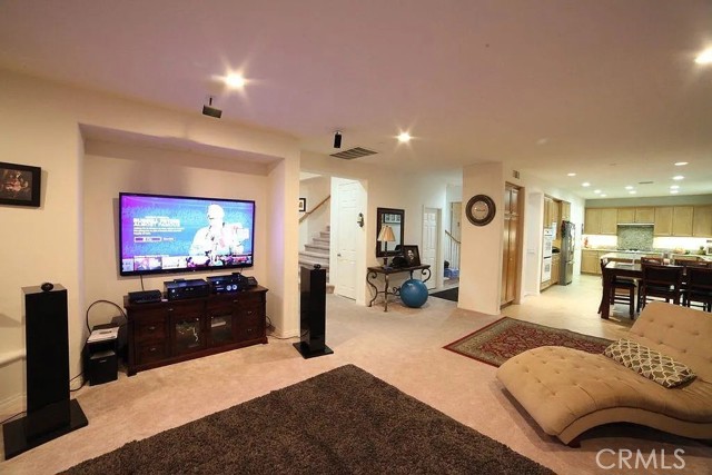 1291 Vintage Oak Street, Simi Valley CA: https://media.crmls.org/medias/ee60df4b-5d05-4d84-bd60-064713e9a9fa.jpg