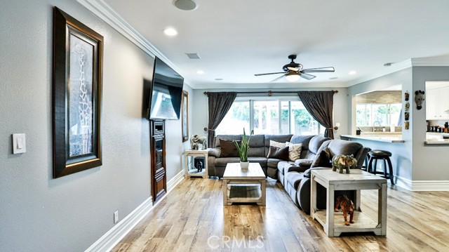 22941 Belquest Drive, Lake Forest CA: https://media.crmls.org/medias/ee6120a5-55cc-4cc1-8c84-e8ac154ec4a7.jpg