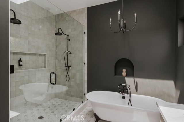 5142 Brynhurst Avenue, Los Angeles CA: https://media.crmls.org/medias/ee61a5c7-e3dd-4acd-9a1a-3c7122e93b1b.jpg
