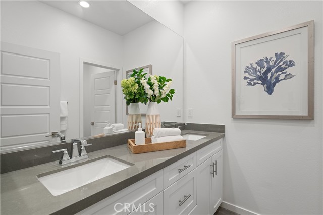 118 Modjeska, Irvine CA: https://media.crmls.org/medias/ee61b17e-fedc-4298-9f76-92e0cef75532.jpg