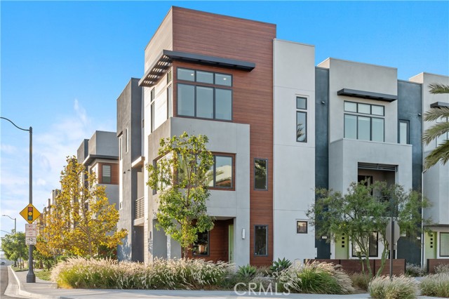 Detail Gallery Image 40 of 40 For 430 Transport, Tustin,  CA 92782 - 4 Beds | 3/1 Baths