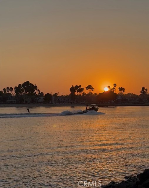 5972 Spinnaker Bay Drive, Long Beach CA: https://media.crmls.org/medias/ee633736-7378-4e3d-a700-9d55c571a888.jpg