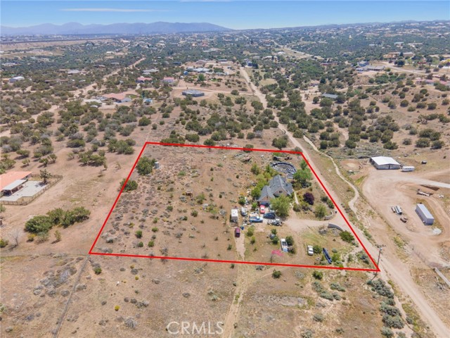 Detail Gallery Image 28 of 30 For 8021 Macron St, Oak Hills,  CA 92344 - 3 Beds | 2/1 Baths