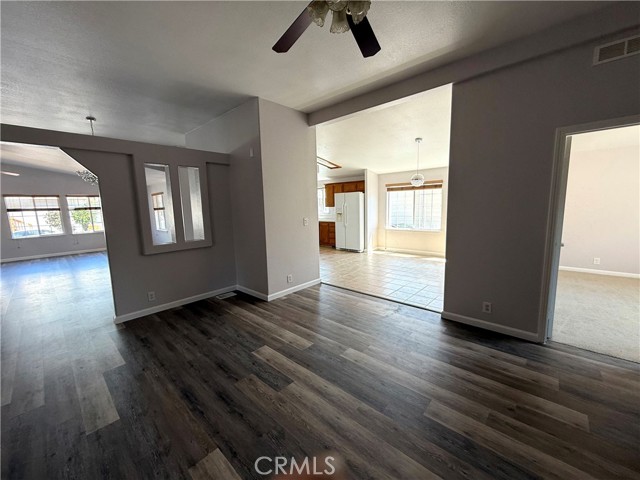 Detail Gallery Image 8 of 48 For 1750 W Citracado #152,  Escondido,  CA 92029 - 4 Beds | 2/1 Baths