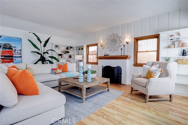 533 13th Street, Manhattan Beach, California 90266, 2 Bedrooms Bedrooms, ,1 BathroomBathrooms,Residential,Sold,13th,SB23018975