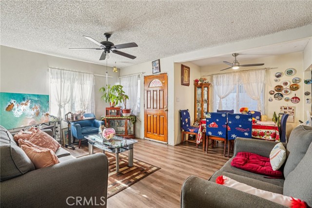 Detail Gallery Image 5 of 11 For 1046 N Bonnie Beach Pl, Los Angeles,  CA 90063 - 4 Beds | 2 Baths