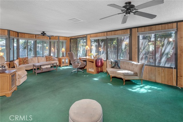 9945 Date Street, Fontana CA: https://media.crmls.org/medias/ee645f16-22b7-46fb-9dca-9edfb695cebf.jpg