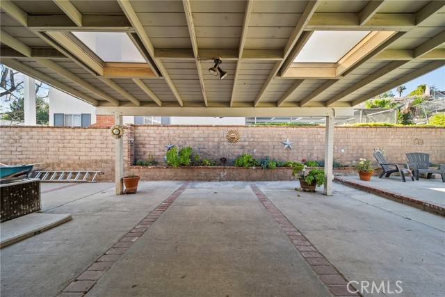 Detail Gallery Image 32 of 44 For 16503 Fairglade, Canyon Country,  CA 91387 - 4 Beds | 3 Baths