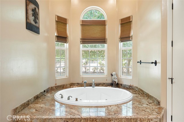 Detail Gallery Image 16 of 74 For 24568 Three Springs Rd, Hemet,  CA 92545 - 5 Beds | 3/1 Baths